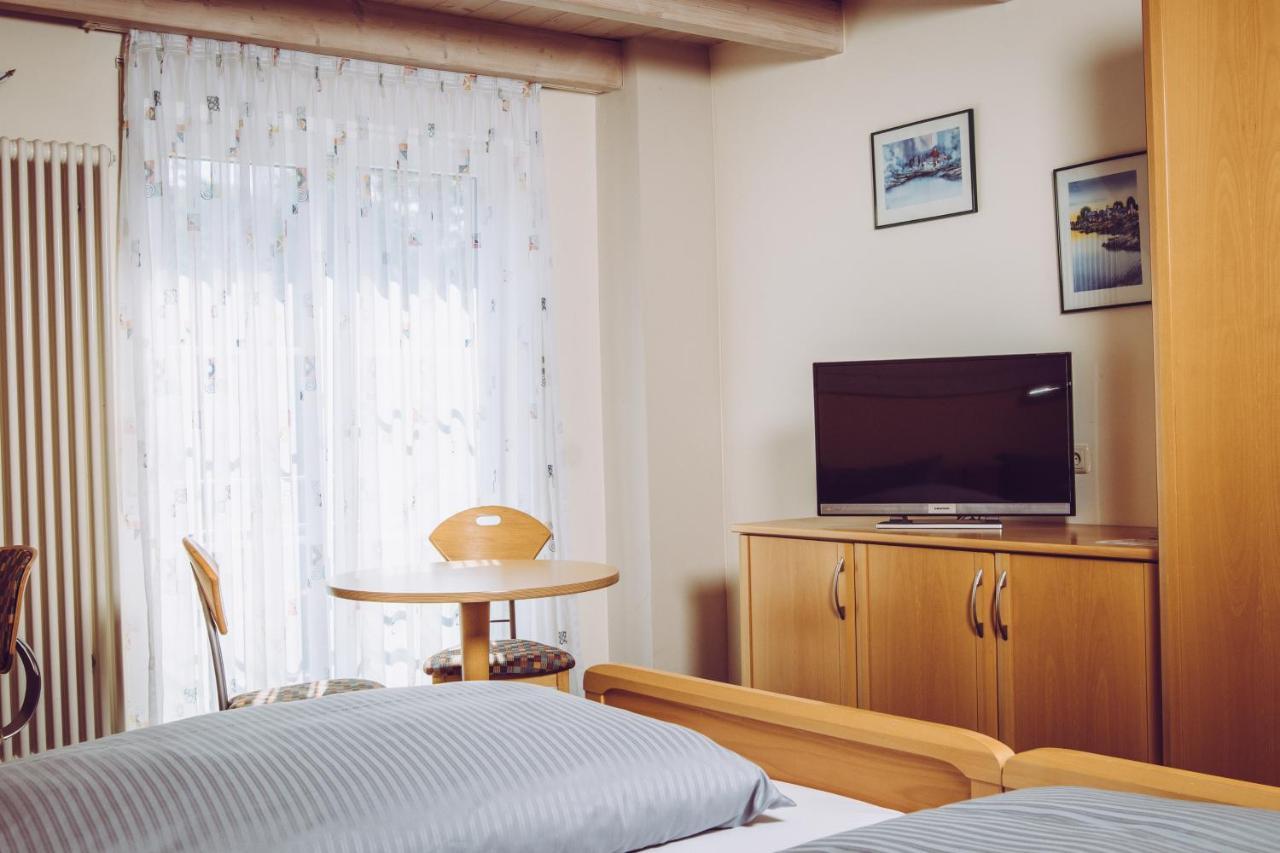 Gasthof Zur Bruecke Kaufering エクステリア 写真