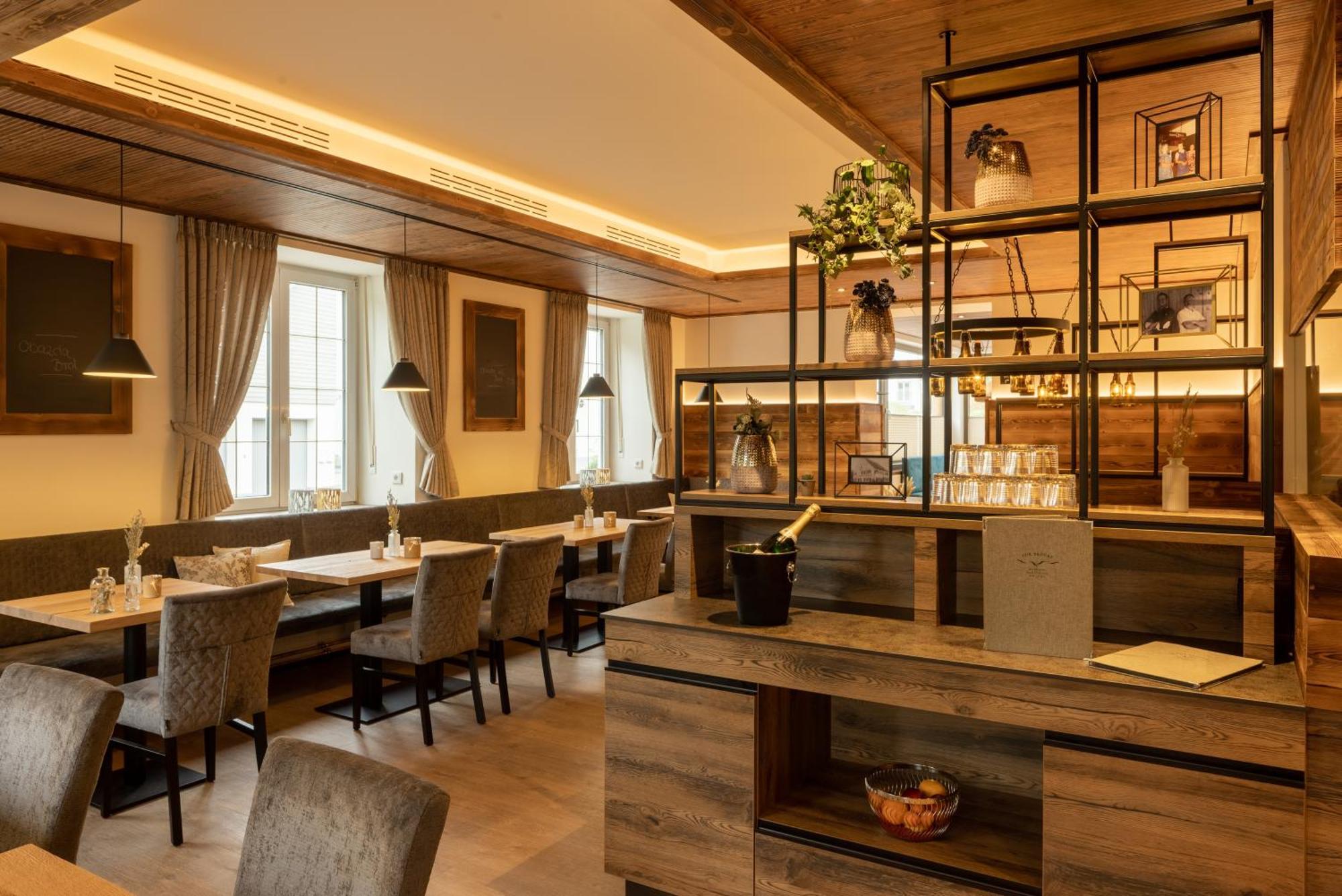 Gasthof Zur Bruecke Kaufering エクステリア 写真